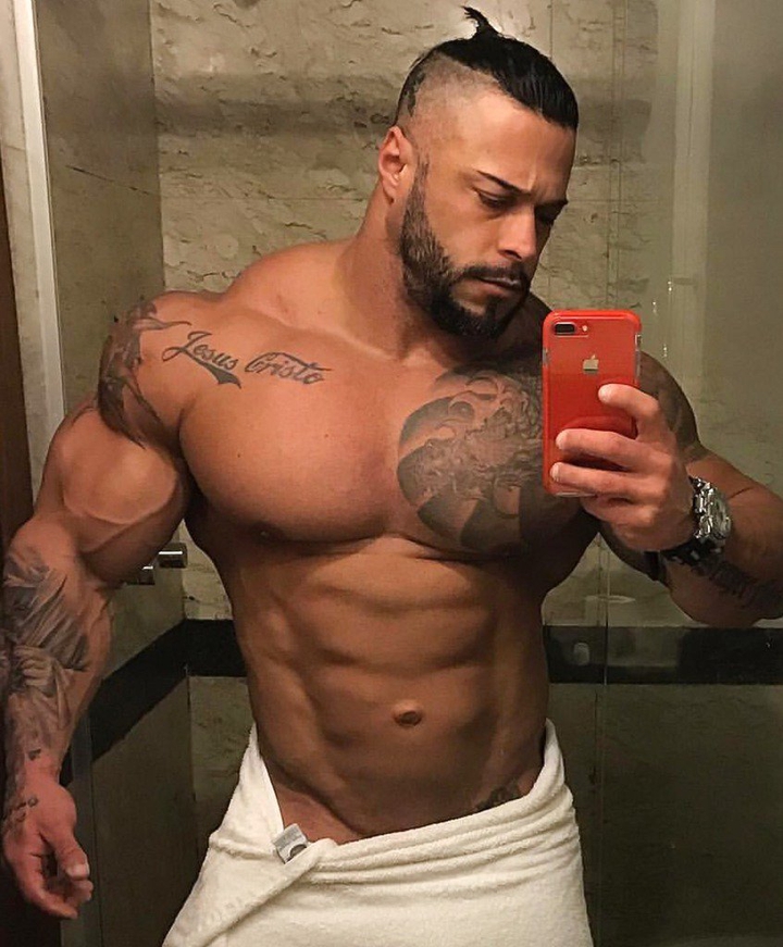 BODYBUILDER