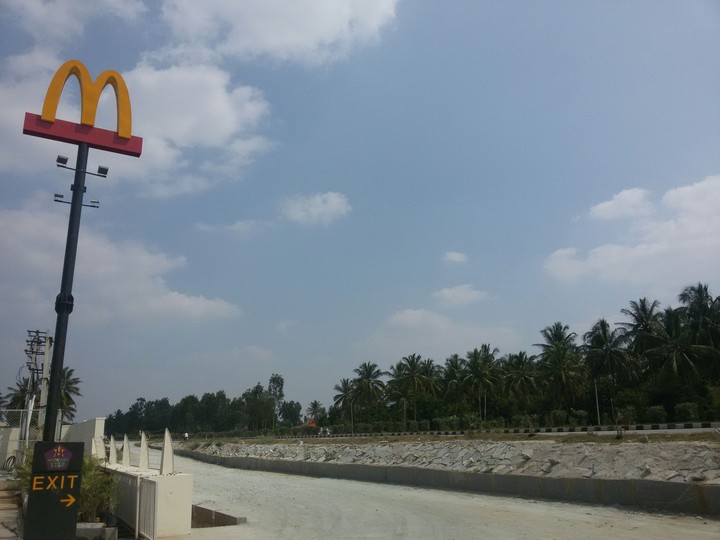 Highway McDonald's