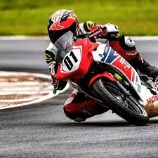 latest rider pic.. by sudhir phadnis at chennai