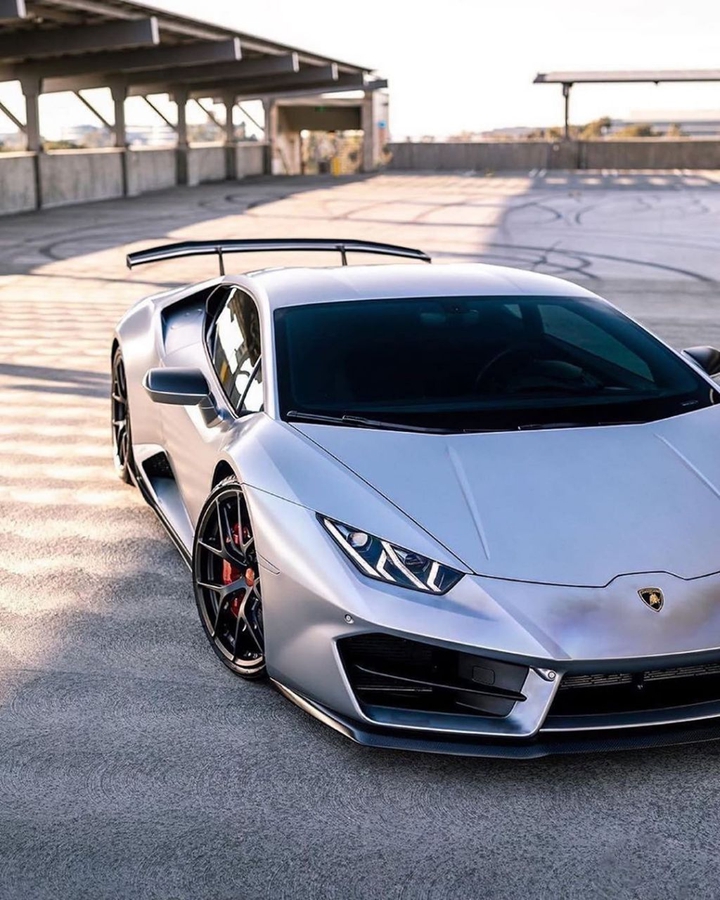 lamborghini car