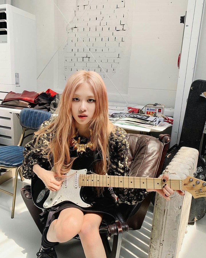 ROCK IN ROLL BABY