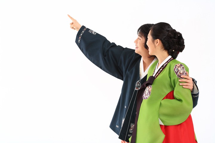 Couple in Korean Dress I