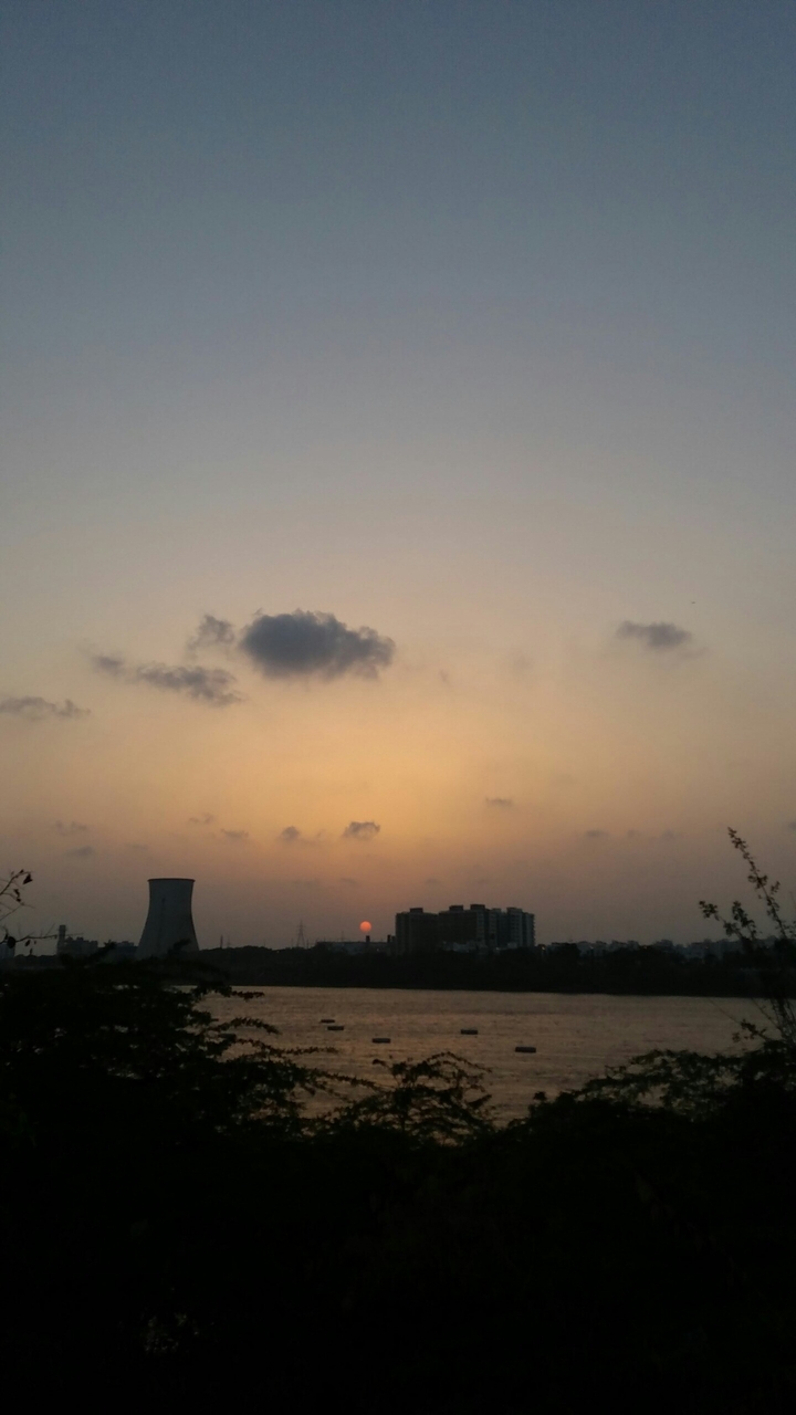 Sun set time at river