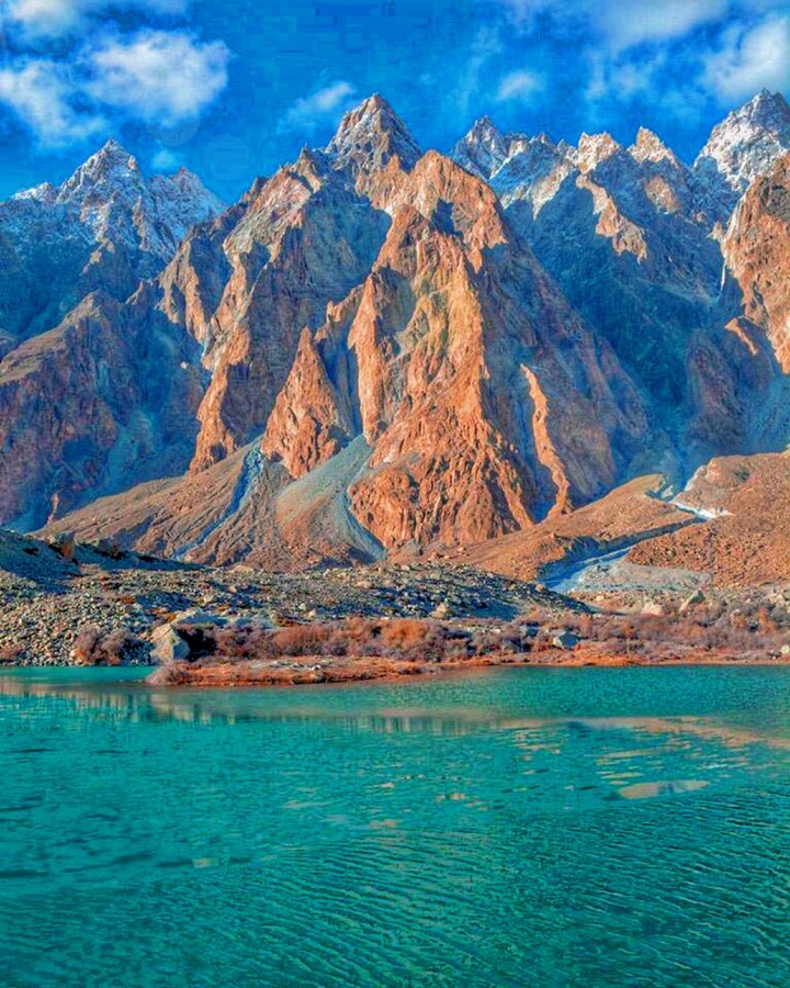 Passu Cones
