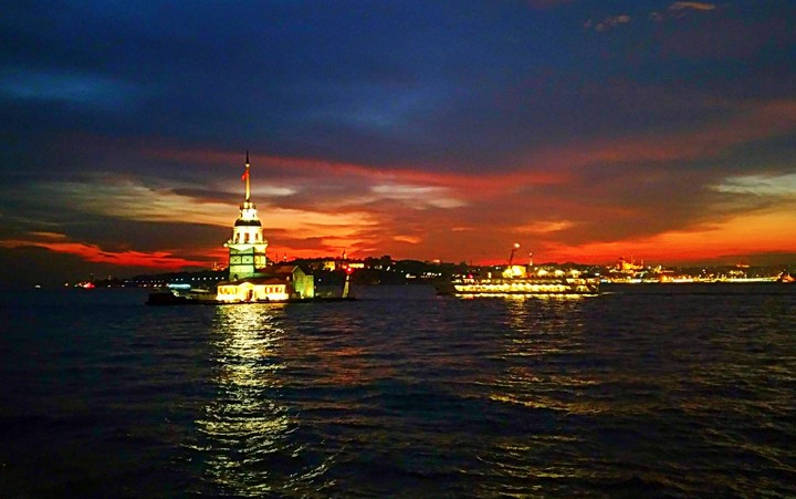 MAİDEN'S TOWER -KIZ KULESİ-