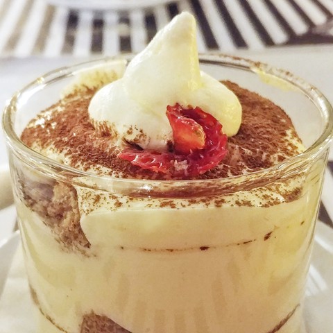 Shot Tiramisu