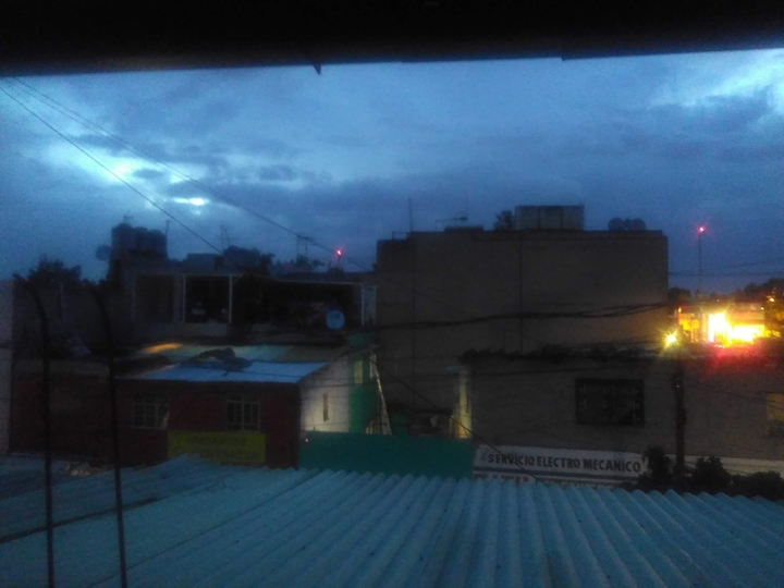 Anochecer en mi azotea ?