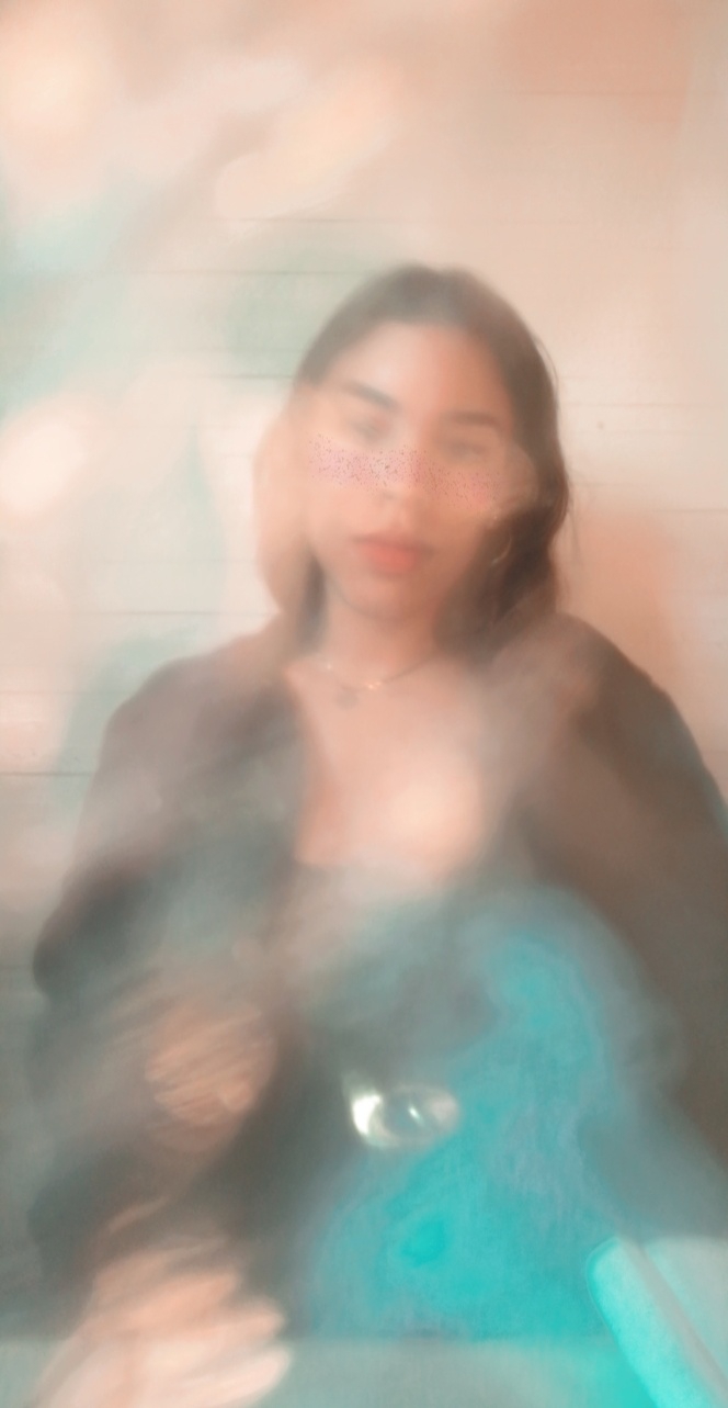 Blur girl