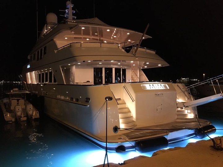 Yacht