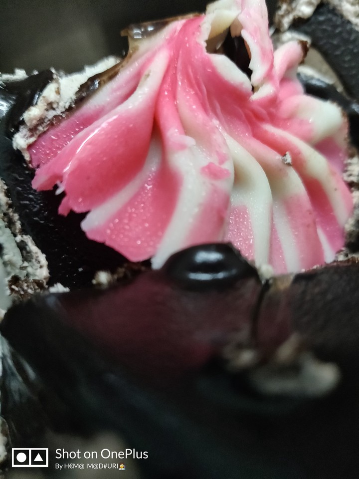 Serve Chocolate cake instead of feelings !