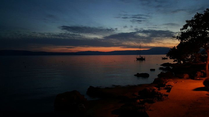 Tramonto a Njivice