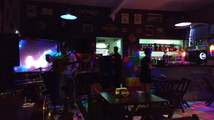 bar rock