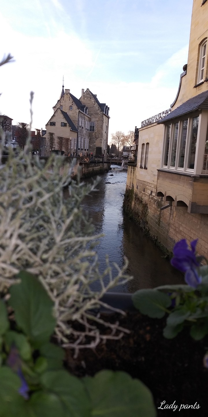 canal in Valkenburg