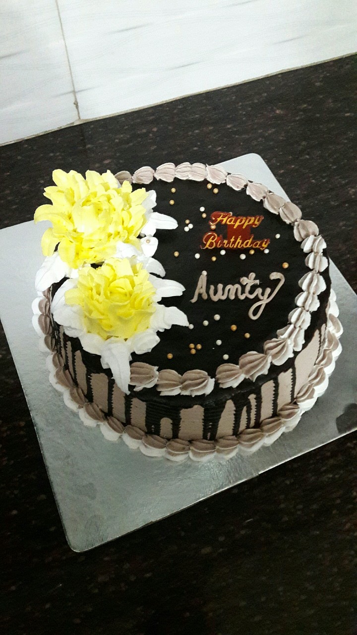 Choco drip cake