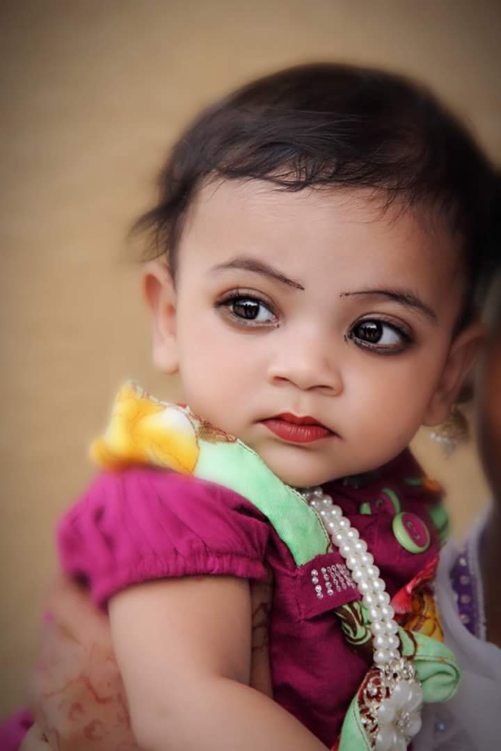 ROSHAN ZABEEN 