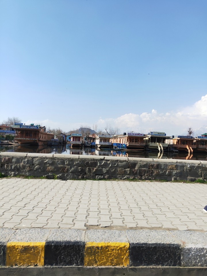 Srinagar Boat House