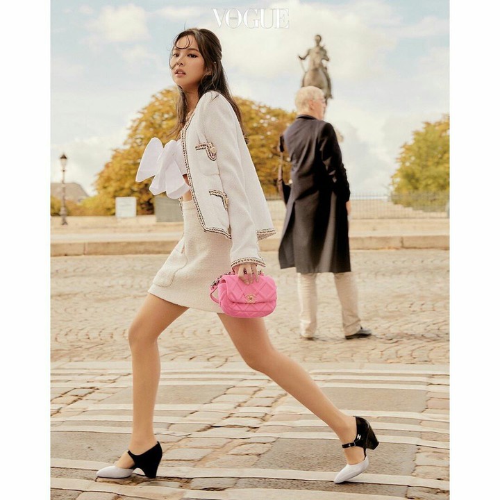 Jennie para a revista VOGUE