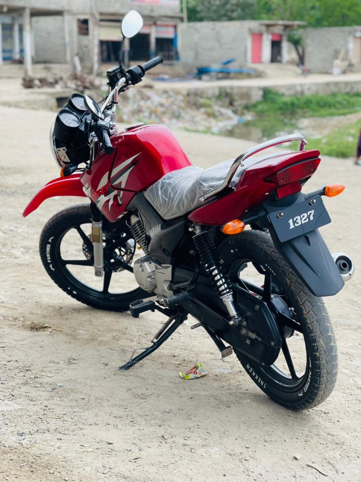 YBR 125G