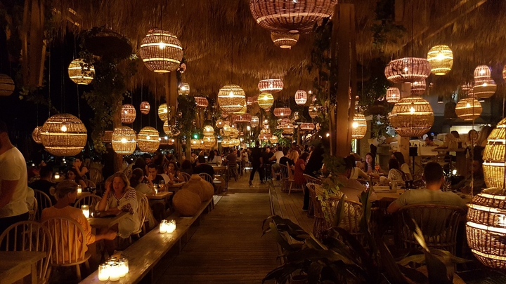 cocktail bar with great atmosphere