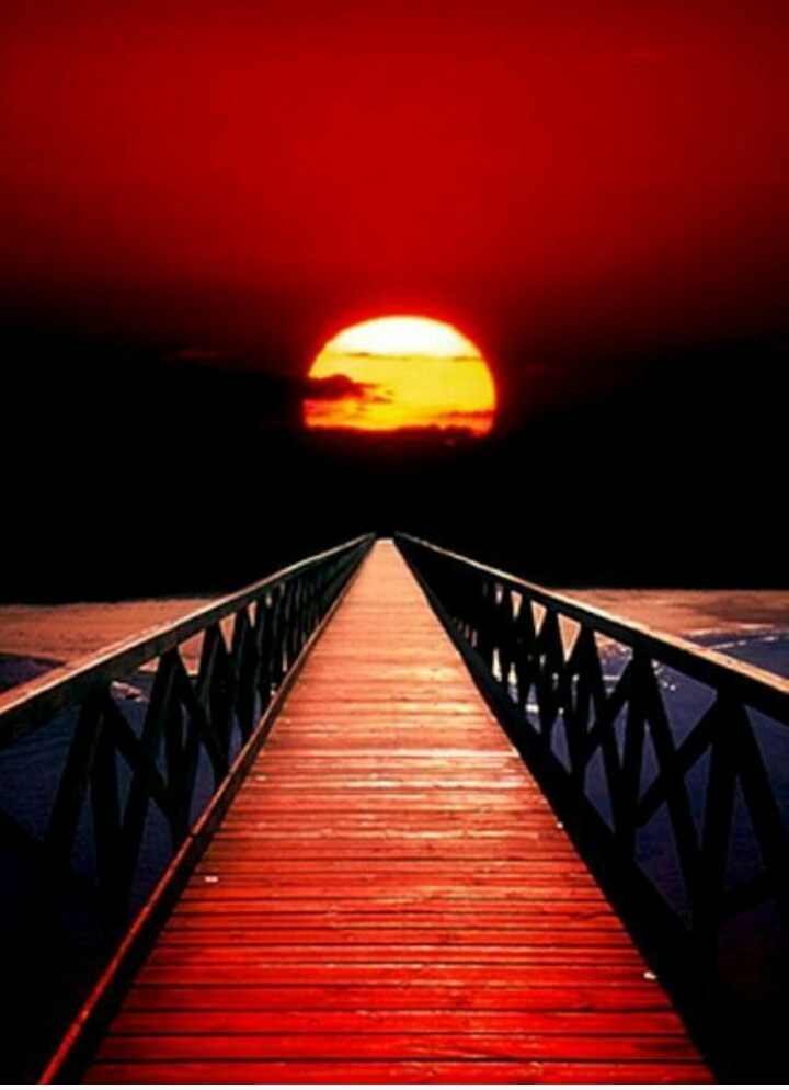 lively sunset ...