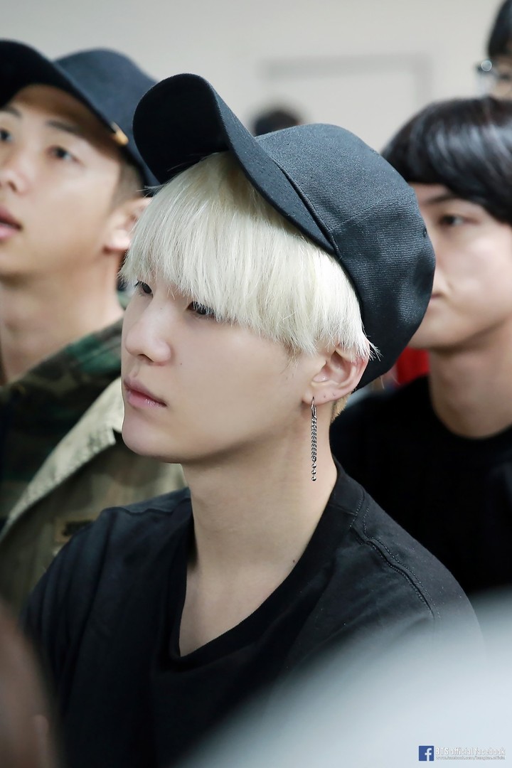 HAPPY YOONGI DAY❤❤❤❤❤❤❤