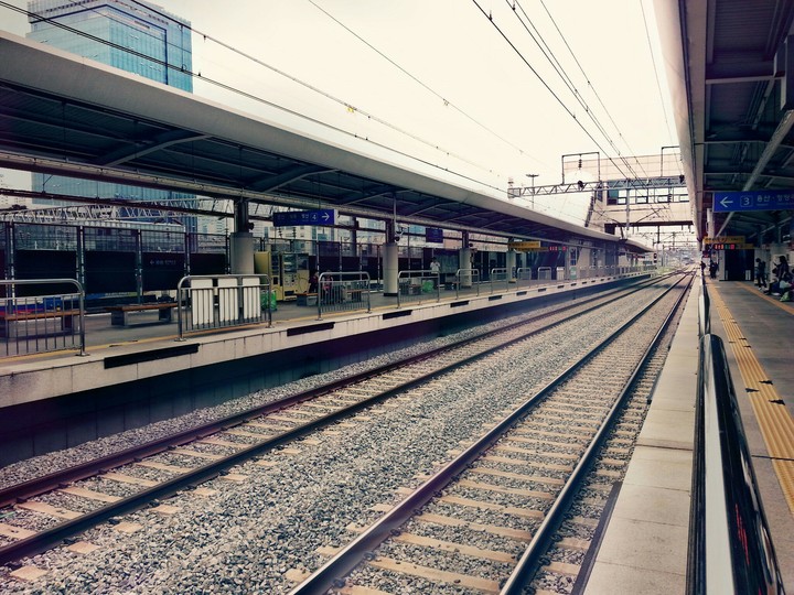 Traintracks
