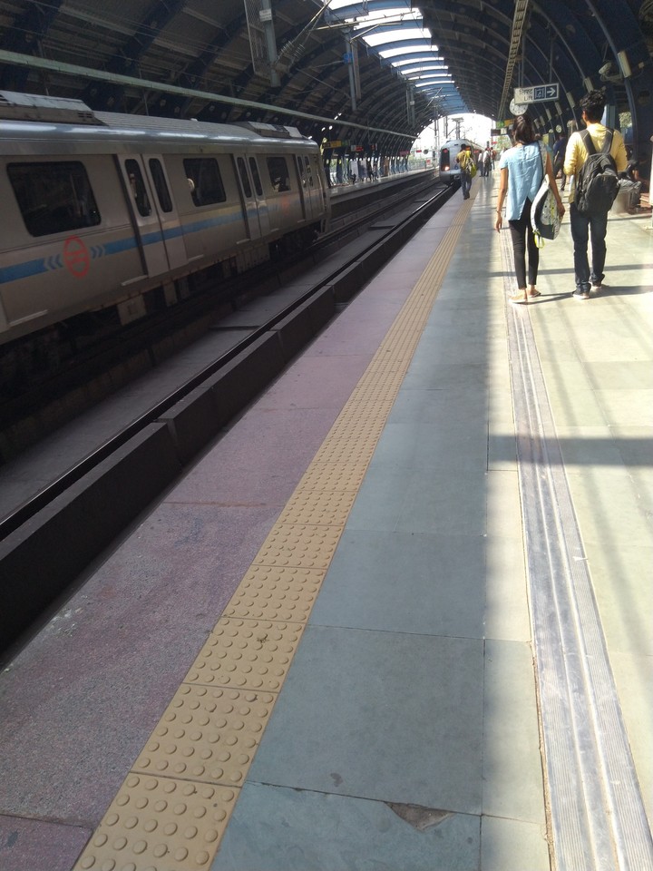 Delhi metro