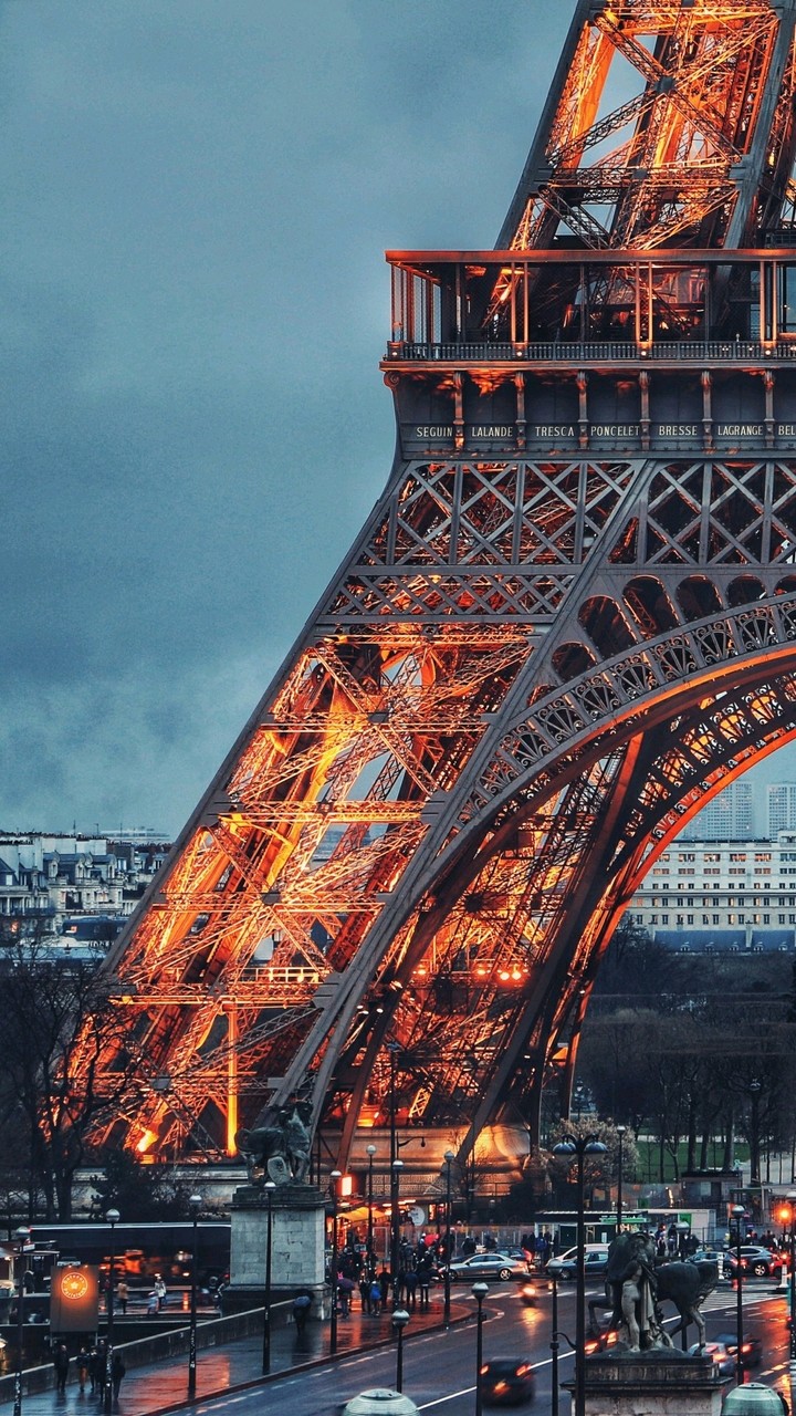 eiffel tower