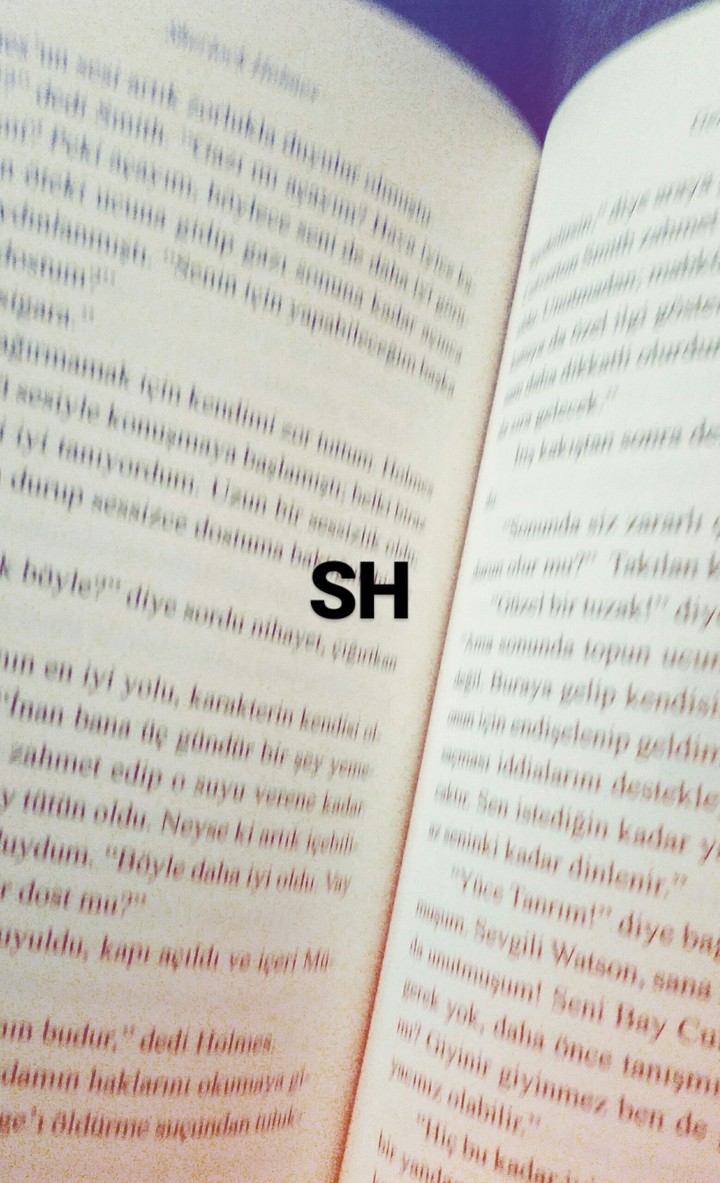 reading a book :) Sherlock Holmes ♥
