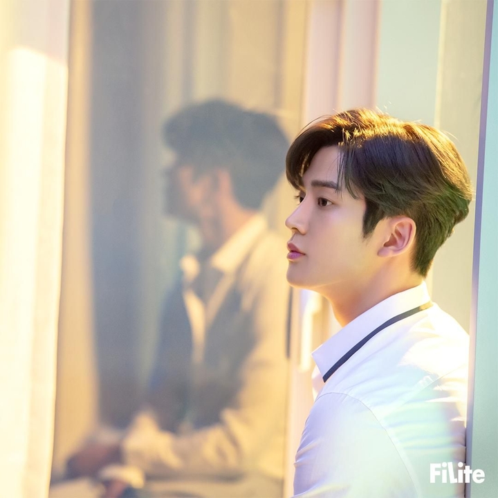 sf9