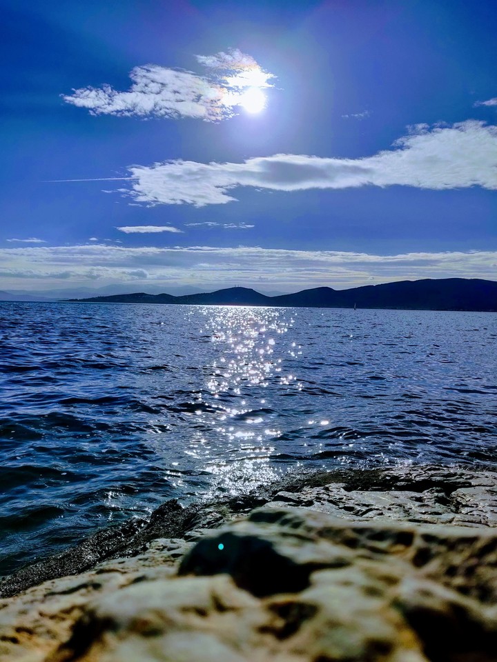 ☀