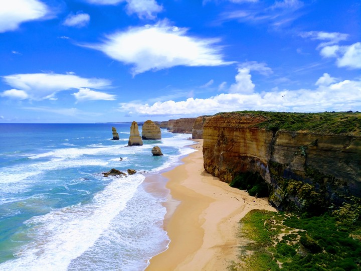 Twelve apostles