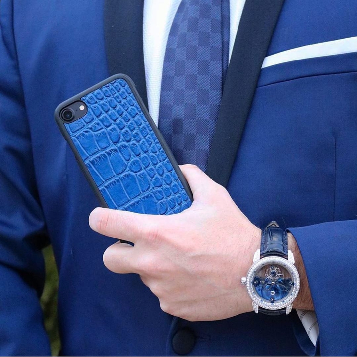 ☺⌚