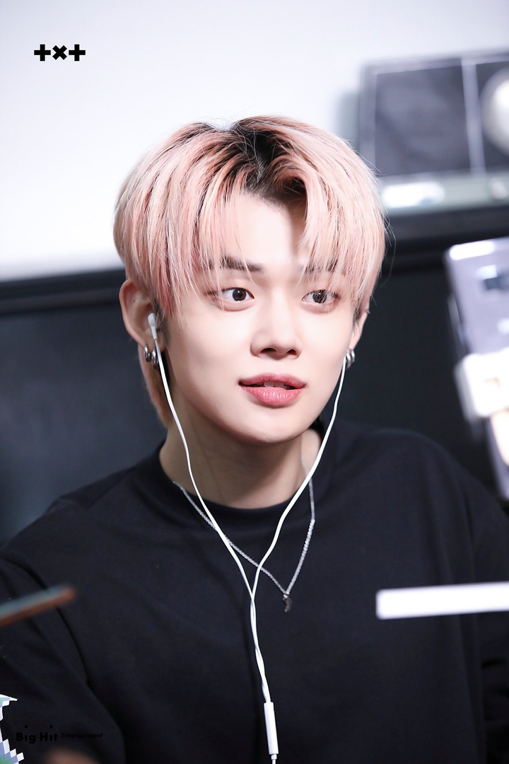 T♡M♡RR♡W X T♡GETHER - Yeonjun