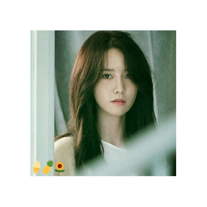 YOONA SNSD