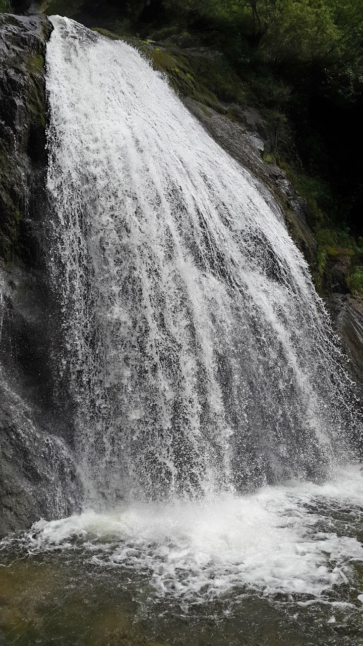Водопад