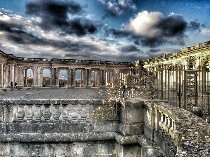 Versailles