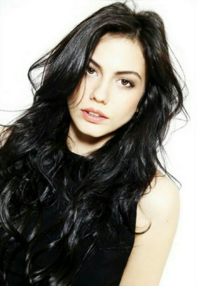 Demet Özdemir