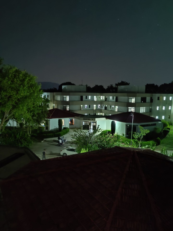 Night Buildings