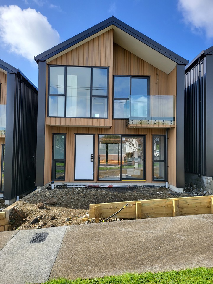 Beautiful House Asquith Ave New Zealand 11/09/21 9:22am