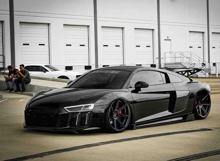 v10