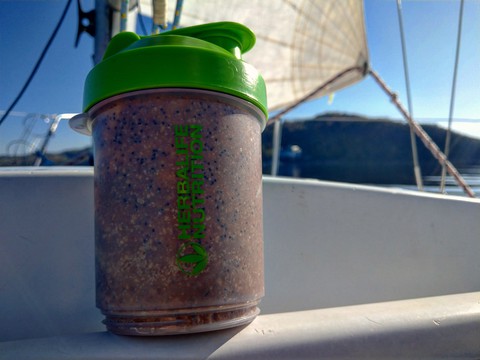 Eat on boat