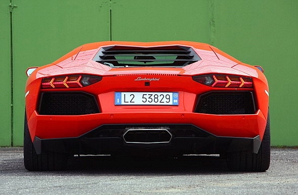 Lamborghini Aventador