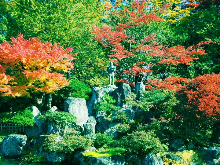公園の銅像