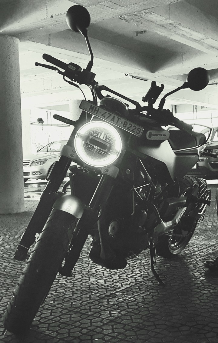 Husqvarna Svartpilen