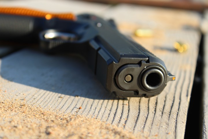 gun ?