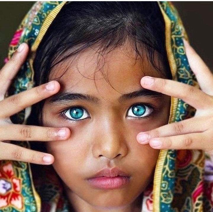 eyes