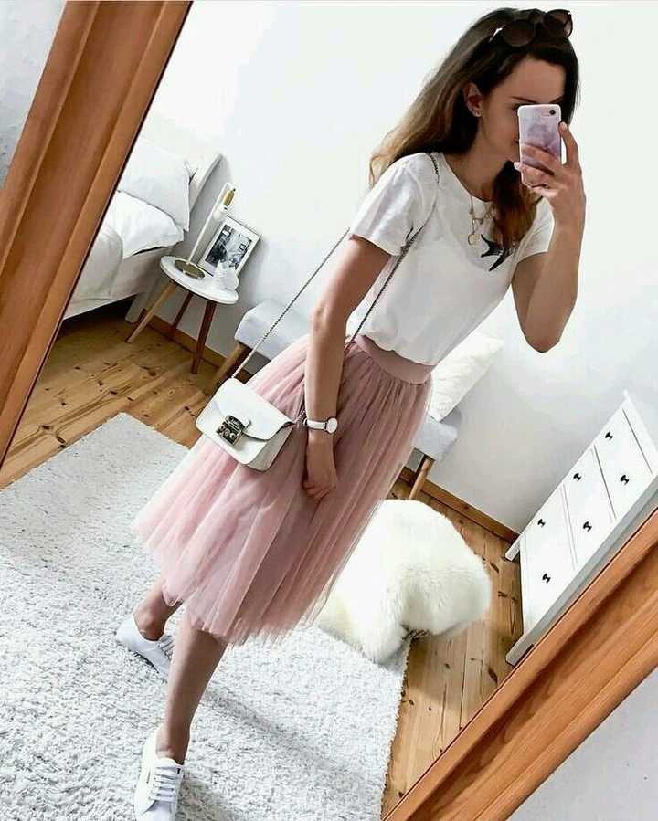 #girl_selfie