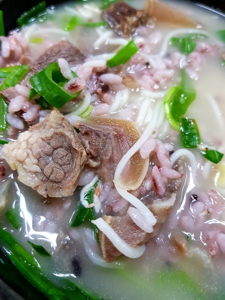 Korean food scallop rice