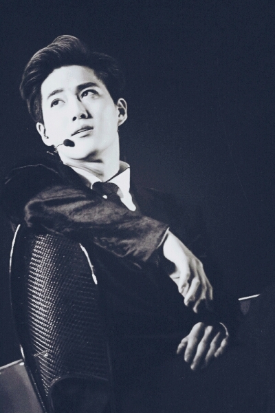 EXO